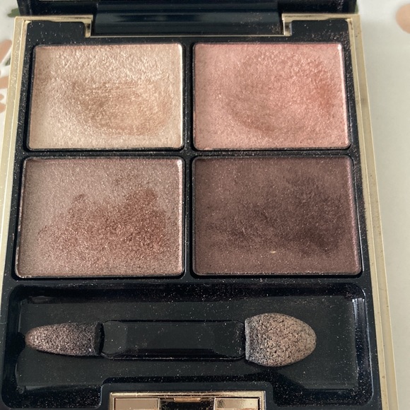 SUQQU eyeshadow - Picture 2 of 3